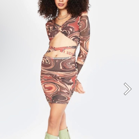 Reeling Colors Sheer Cut‎ Out Dress size large black bead dolls kill marbled - Picture 11 of 11